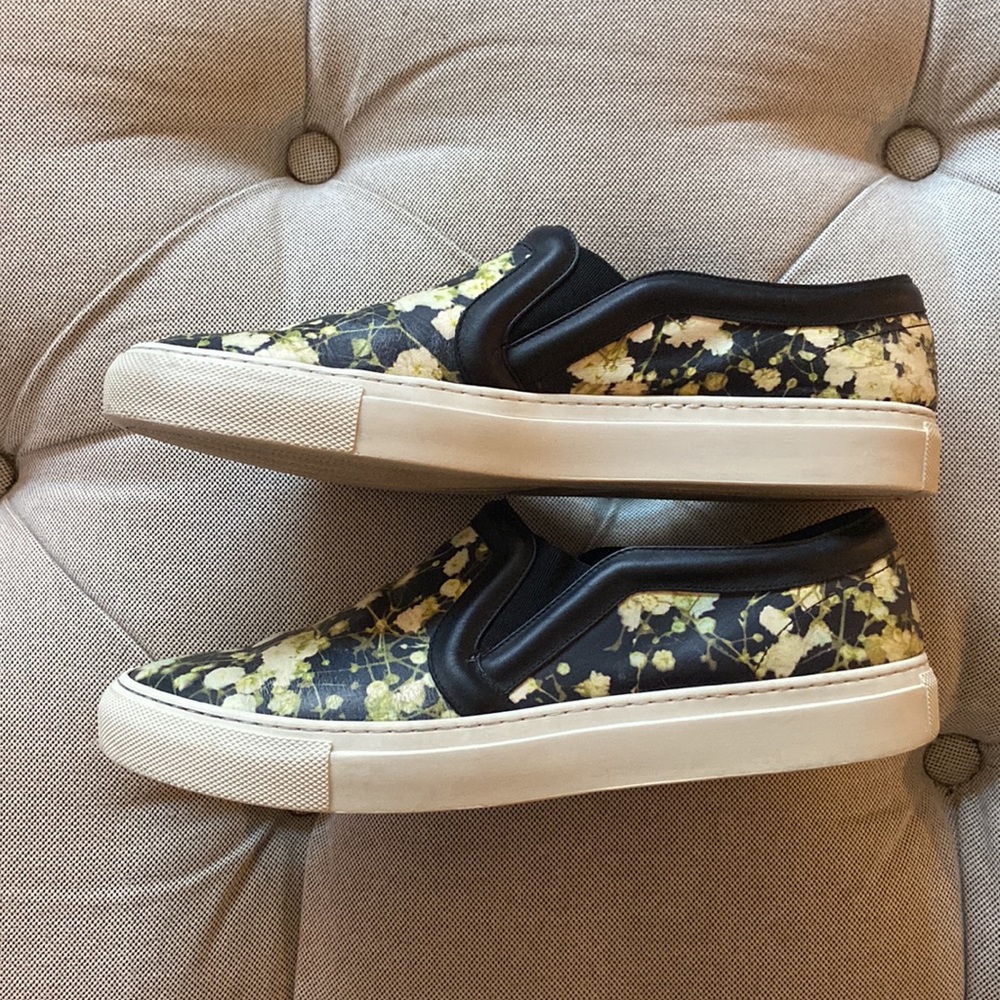 Authentic Givenchy Sneakers - image 3